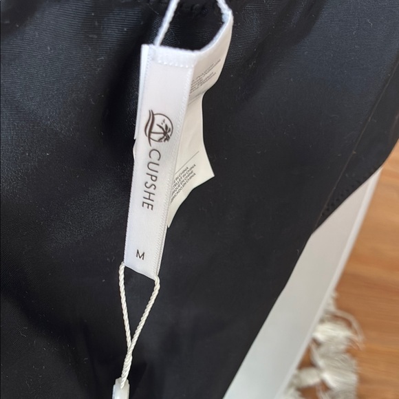 Black Halter One Piece Swimsuit with Plunging V-neckline with Towel - Picture 10 of 10